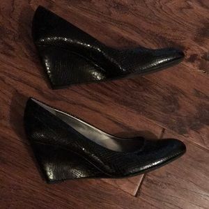 Black closed toed wedge